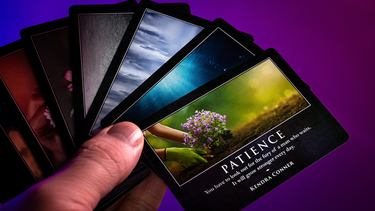 evoke magic trick Craig petty, murphys magic, atomic deck, big blind etc. 