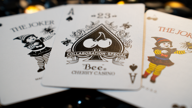 LIMITED BEE X CHERRY BLUE PLAYING CARDS