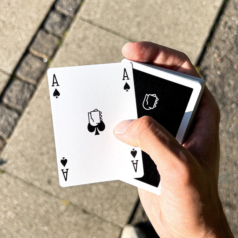 Paper Deck DEALERSGRIP PLAYING CARDS LOGO DECK – Paperdecks