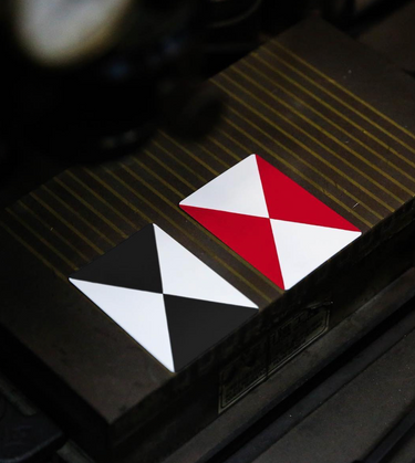 LOTUSINHAND DUO BY YOU PLAYING CARDS